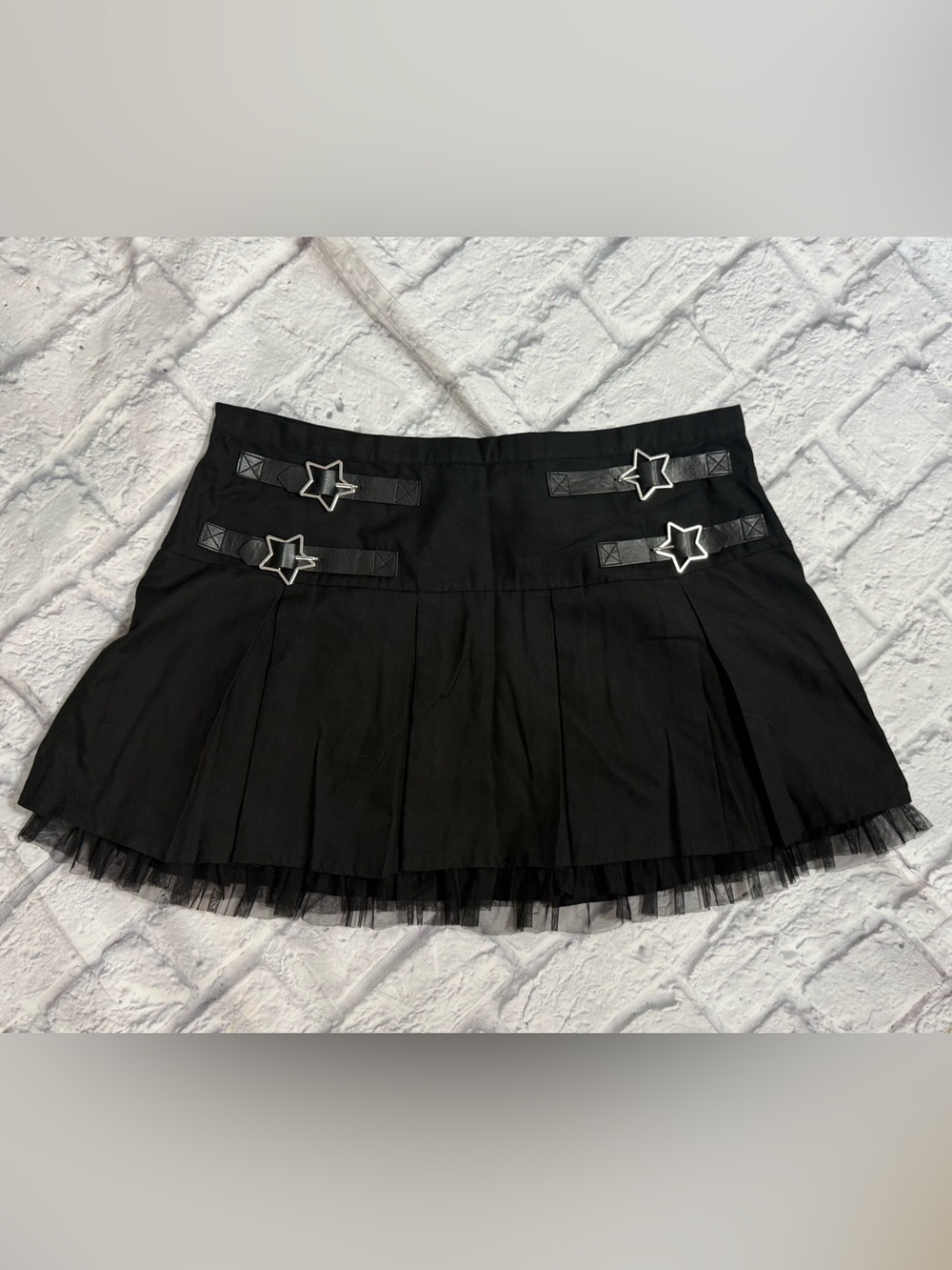 Social Collision Black Star Buckle Pleated Mini Skirt Plus Size 2